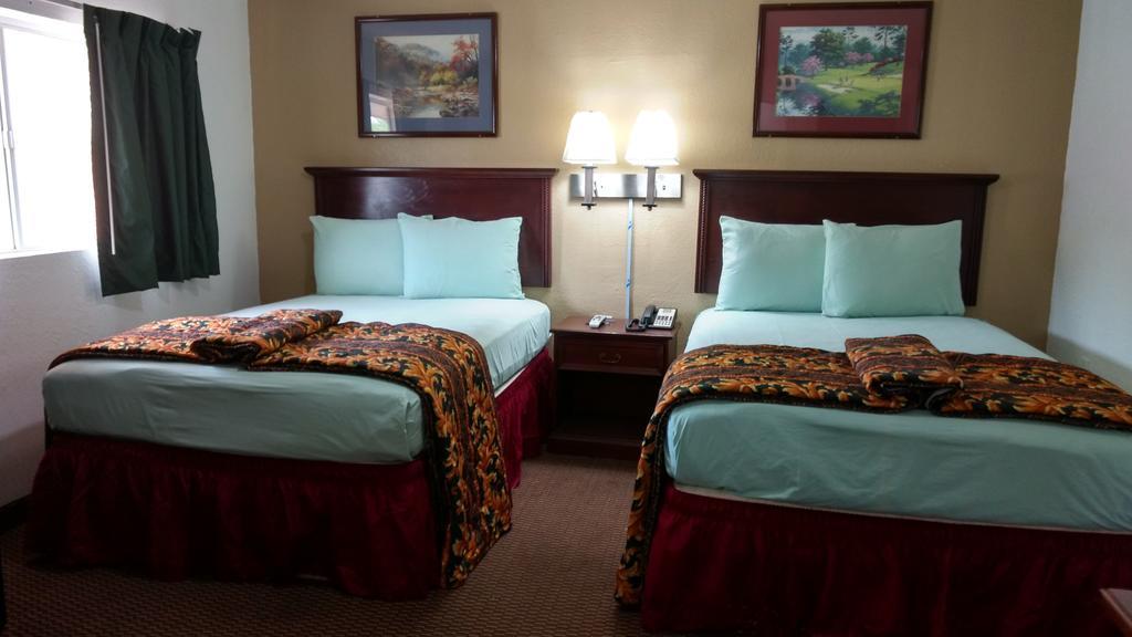 Budget Inn Hamilton المظهر الخارجي الصورة