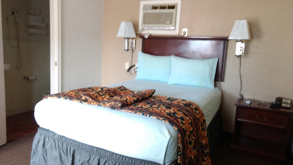 Budget Inn Hamilton المظهر الخارجي الصورة