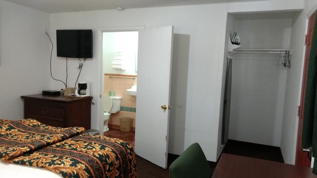Budget Inn Hamilton المظهر الخارجي الصورة